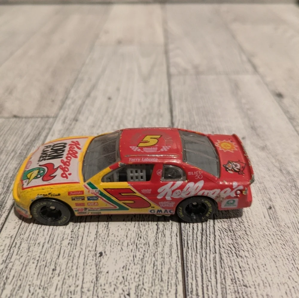 Kellogg's Vintage Red & Yellow Die-Cast Kids Race Car Toy